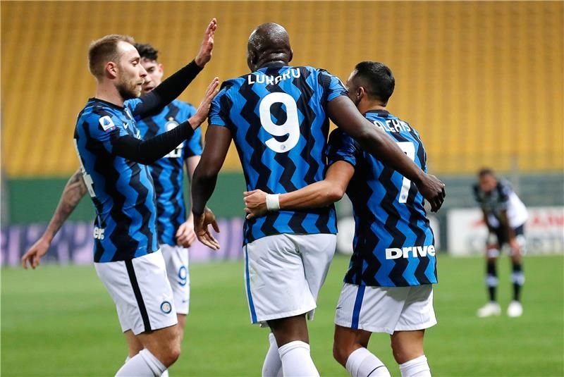 لاعبو إنتر ميلان