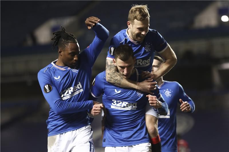 لاعبو رينجرز