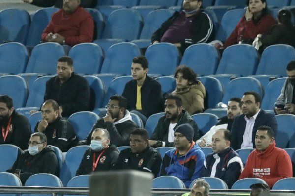 كهربا في المدرجات