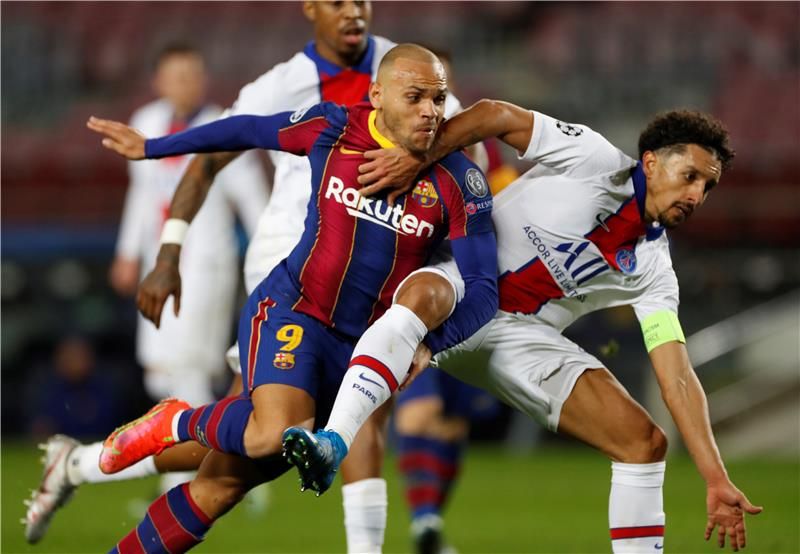 برشلونة وباريس