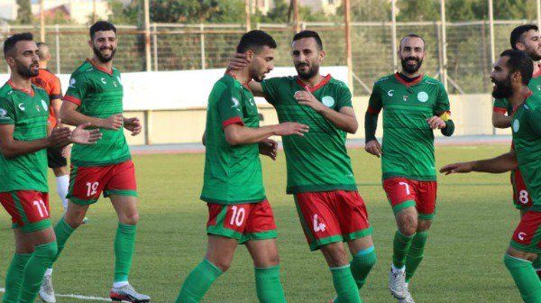 فرحة لاعبي طوباس