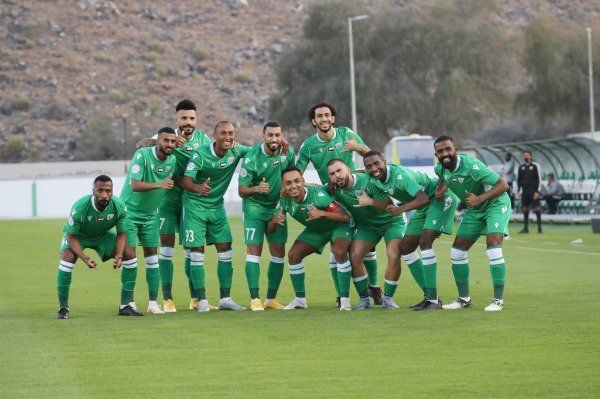 لاعبو خورفكان