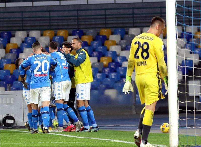 لاعبو نابولي 