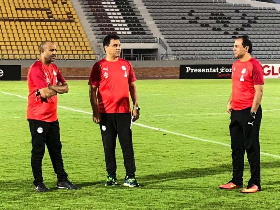 أحمد أيوب وحسام البدري وطارق مصطفى