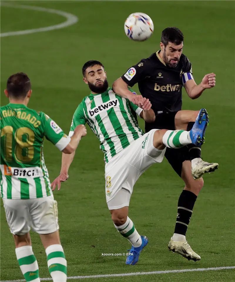 ?i=epa%2fsoccer%2f2021-03%2f2021-03-08%2f2021-03-08-09062798_epa