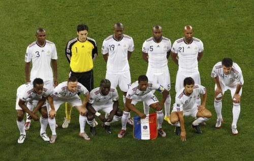 2010-06-11t183159z_01_wcg500_rtridsp_3_soccer-world_reuters