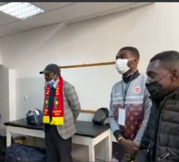 السفير البوركيني في حجرات الملابس