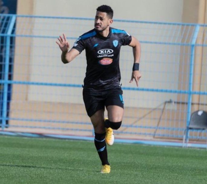 فرحة مراد باتنا بالهدف