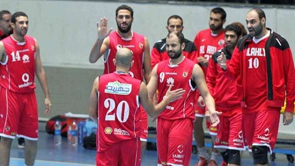 لاعبو سلة الأهلي