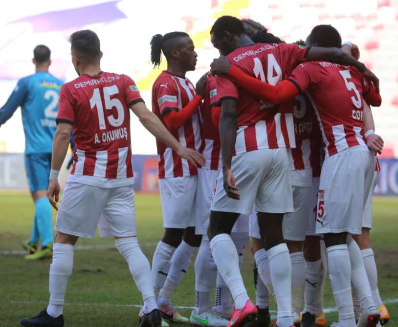 لاعبو سيفاس سبور