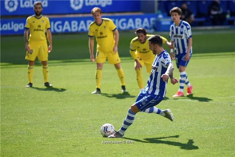 ?i=epa%2fsoccer%2f2021-03%2f2021-03-13%2f2021-03-13-09071969_epa