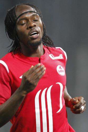 2010-11-07t183131z_01_pr09_rtridsp_3_soccer-france_reuters