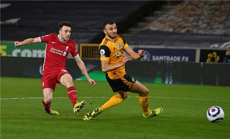 جوتا يسجل الهدف