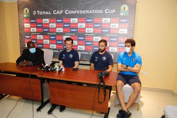 من المؤتمر الصحفي