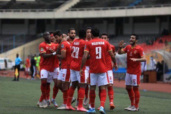 لاعبو الأهلي 