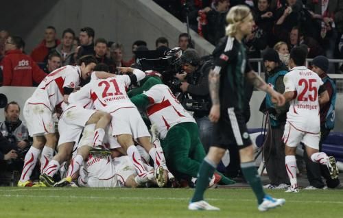 2011-03-202011-03-20t190932z_01_ad24_rtridsp_3_soccer-germany_reuters