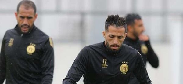 مزيان خلال تدريبات اليوم 