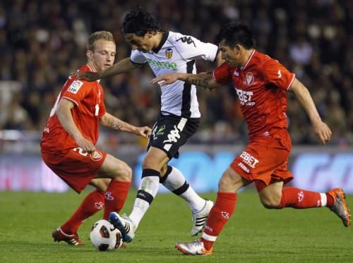 2011-03-202011-03-20t220353z_01_hjk12_rtridsp_3_soccer-spain_reuters