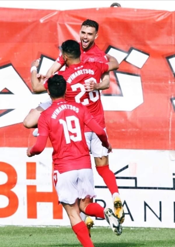 الطيب المزياني صاحب ثلاثية 