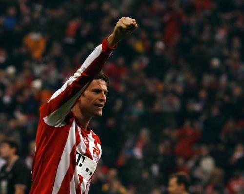 2011-01-222011-01-22t162955z_01_mda18_rtridsp_3_soccer-germany_reuters