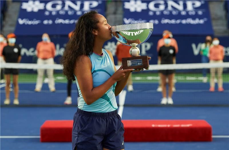 ليلى فرنانديز