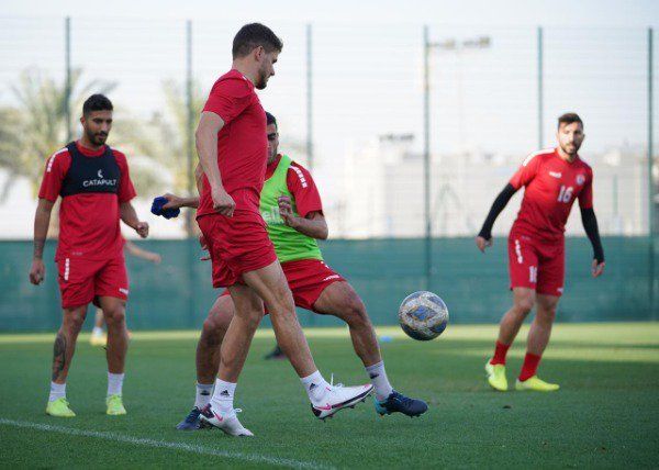 من معسكر لبنان في دبي