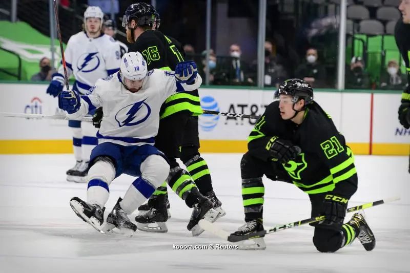 ?i=reuters%2f2021-03-24%2f2021-03-24t032242z_1410375439_mt1usatoday15784993_rtrmadp_3_nhl-tampa-bay-lightning-at-dallas-stars_reuters