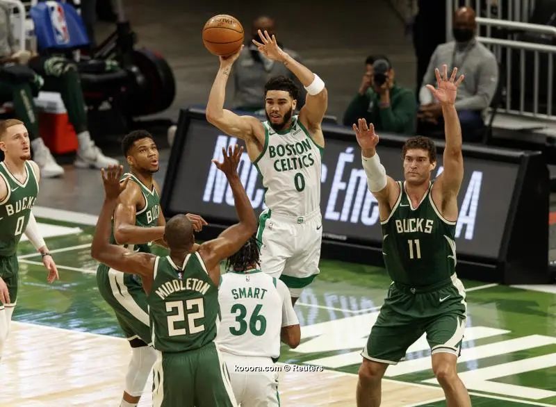 ?i=reuters%2f2021-03-25%2f2021-03-25t001553z_1869654629_mt1usatoday15788639_rtrmadp_3_nba-boston-celtics-at-milwaukee-bucks_reuters