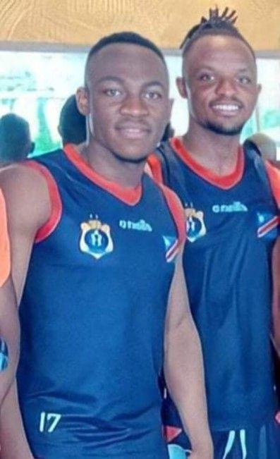 بواليا وموليكا