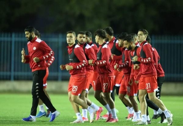 فرجاني ساسي خلال تدريبات اليوم 