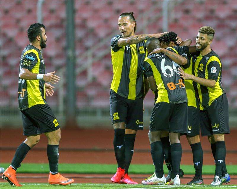 لاعبو الاتحاد