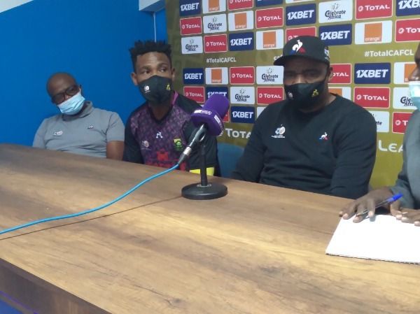 من المؤتمر الصحفي