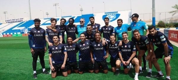 لاعبو الهلال