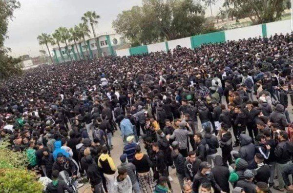 من الوقفة الاحتجاجية