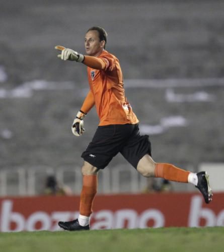 2010-08-29t222146z_01_rjo102_rtridsp_3_soccer_reuters