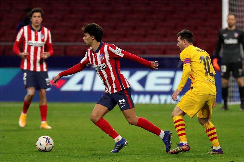 ميسي مع جواو فيليكس