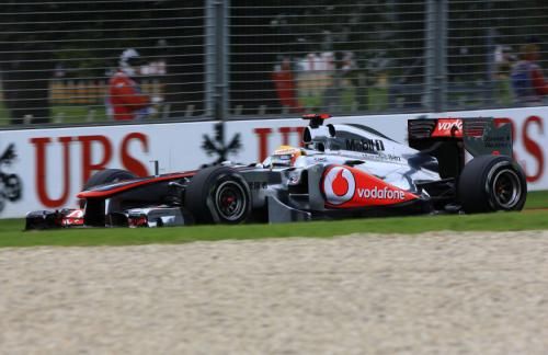 2011-03-252011-03-25t044739z_01_dgm07_rtridsp_3_motor-racing-prix_reuters