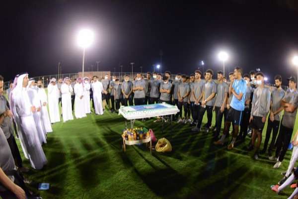 من الاحتفال