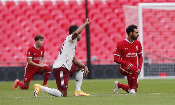 صلاح يتحدى أوباميانج