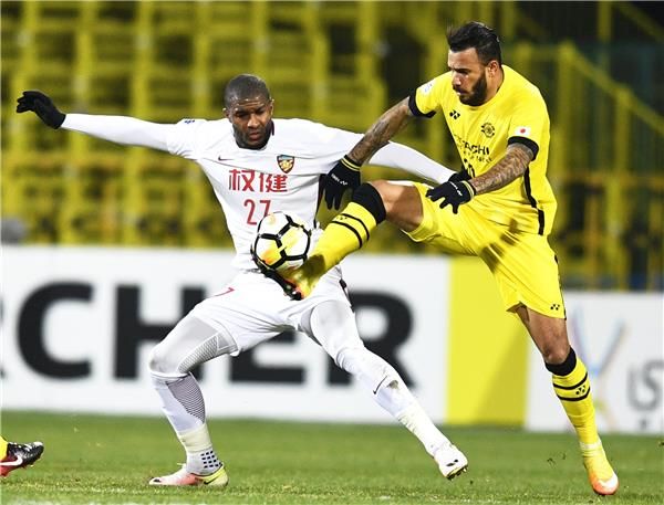 من الدوري الصيني