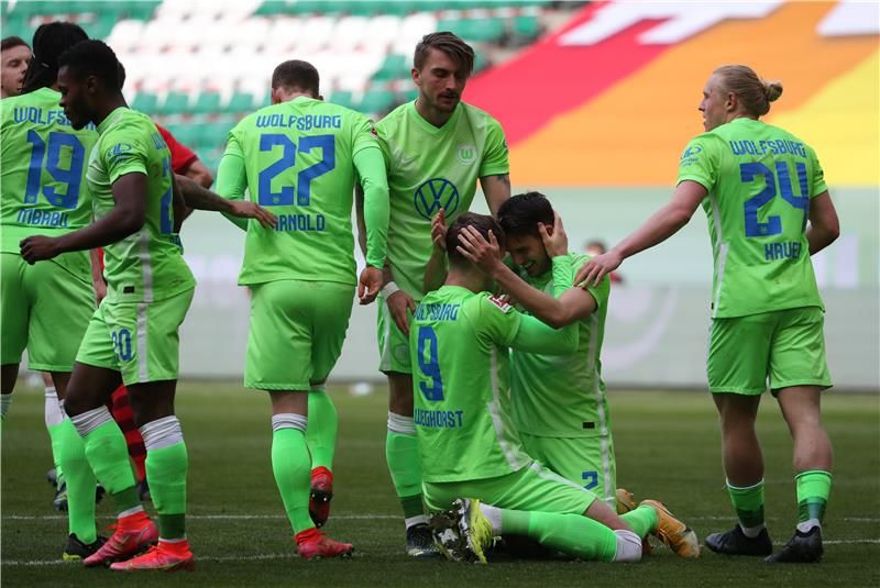 لاعبو فولفسبورج 