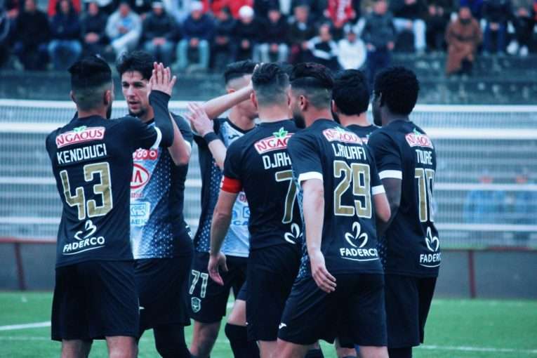 لاعبو وفاق سطيف