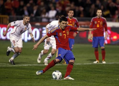 2011-03-252011-03-25t232002z_01_sps36_rtridsp_3_soccer-euro_reuters