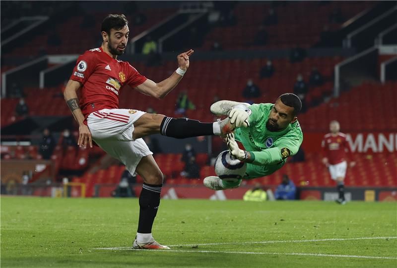 فرنانديز أمام برايتون