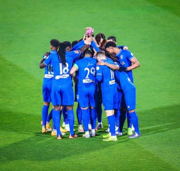لاعبو الهلال