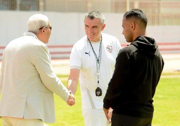 رئيس الزمالك وكارتيرون