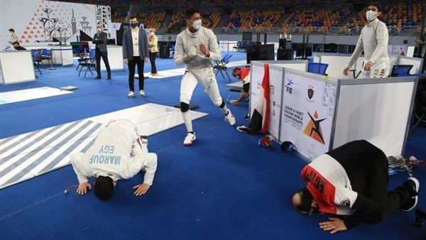 لاعبو منتخب مصر للشباب لسلاح السيف