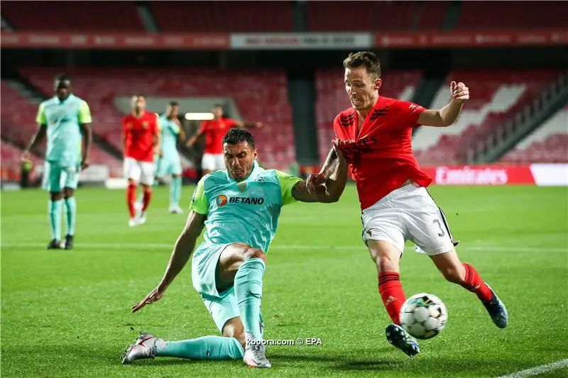 ?i=epa%2fsoccer%2f2021-04%2f2021-04-05%2f2021-04-05-09117452_epa