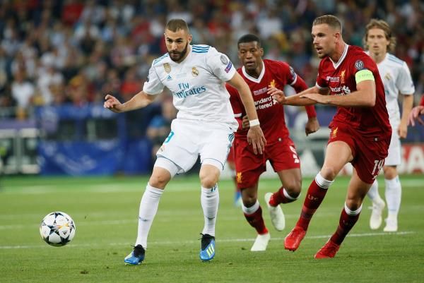 ريال مدريد وليفربول (أرشيفية)