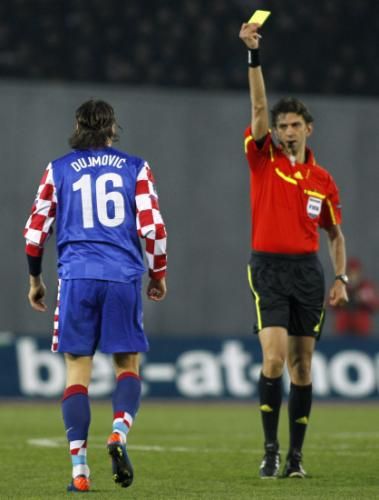 2011-03-262011-03-26t192938z_01_tbl10_rtridsp_3_soccer-euro_reuters